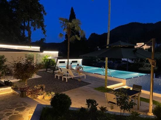 Anji Yunshang Grassland Jinshuiloutai Homestay Hotel in Hangzhou