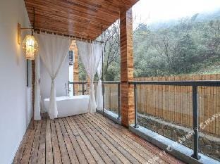 Nvue Resorts Anji Hotel in Hangzhou