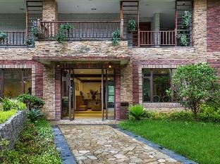 Huanting Fushi Shanju Holiday Hotel Hotel in Zhejiang