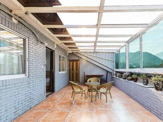 Anji Tingxian Farmstay (Yucun Village Liangshan Scenic Area) Hotel in Hangzhou