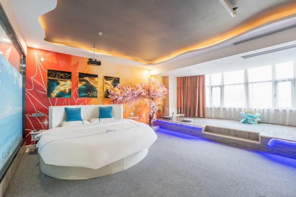 Blue Whale Hotel Hotel in Jiangsu