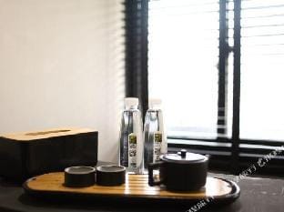 The Garden Cabin Hotel in Shanghai