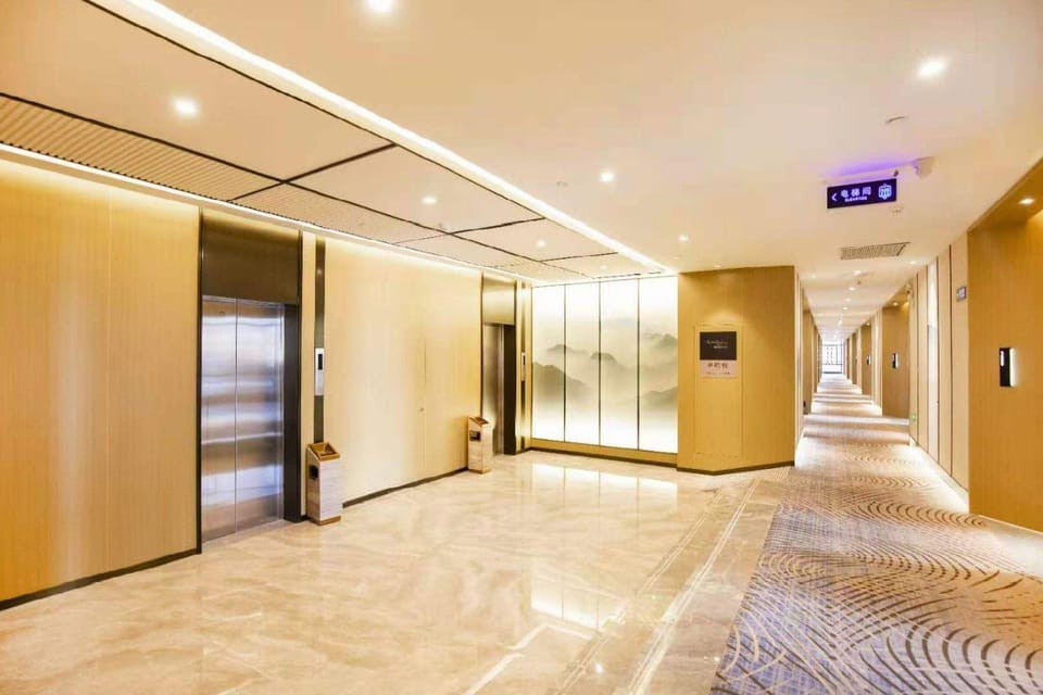 Qingmu Select Hotel (Chaohu Wanda Plaza Xiangyang Road) Hotel in Jiangsu