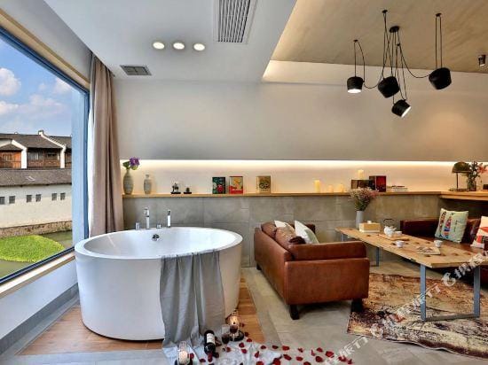 The 2 90's Guys Inn Hotel in Zhejiang
