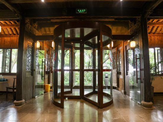 Liangfu Inn Hotel in Zhejiang