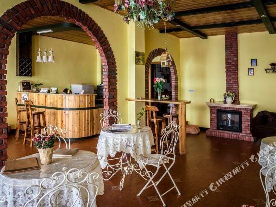 Rulian Time Theme Coffee Hostel Hotel in Zhejiang