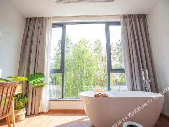 One Day Guesthouse Hotel in Zhejiang