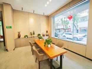 Hongxing Business Hotel Hotel in Zhejiang