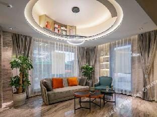 Superior Hotel (Jiaxing Yaohan Shopping Mall Area) Hotel in Suzhou