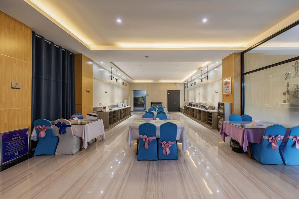 Huayi Select Hotel (Linyi Machanghu Industrial Park) Hotel in Jiangsu