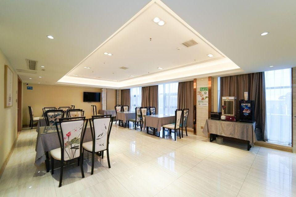 Vienna 3 Best Hotel (Linyi Luozhuang District Government Shuangyue Lake) Hotel in Jiangsu