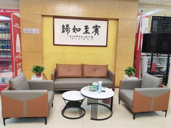 Ward Aladdin Hotel (Linyi Huawu Road) Hotel in Jiangsu