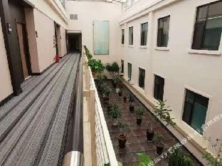 Yilai Boutique Hotel (Linyi Hardware City store) Hotel in Jiangsu