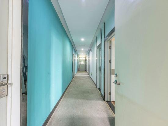 Ward Aladdin Hotel (Linyi Luozhuang Shuangyuehu Branch) Hotel in Jiangsu