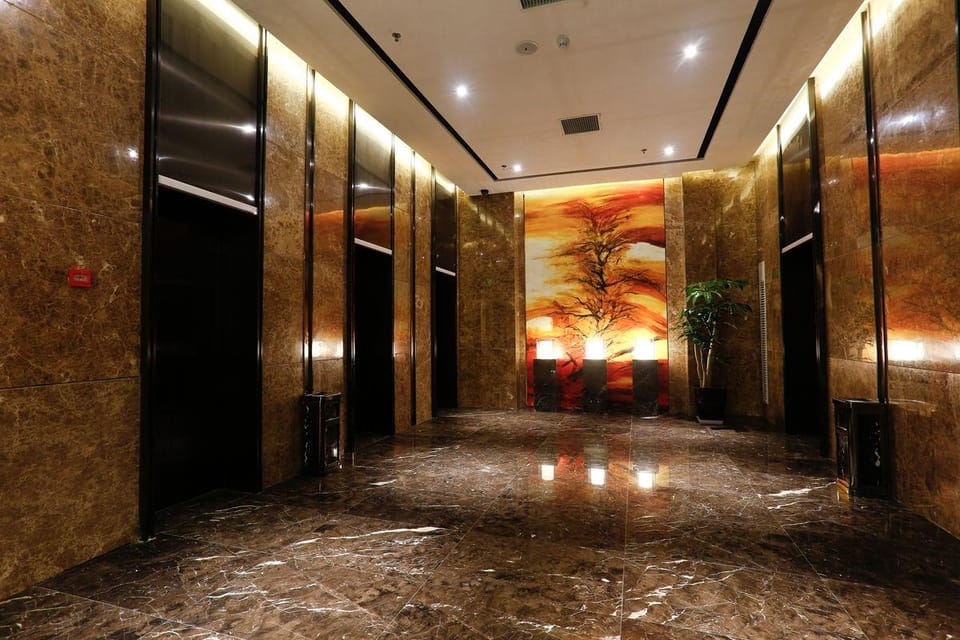 Zhengzhou Bolui Hotel (Erqi Square David City) Hotel in China