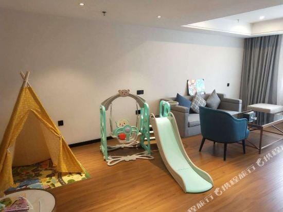 Yuehua Hotel in China
