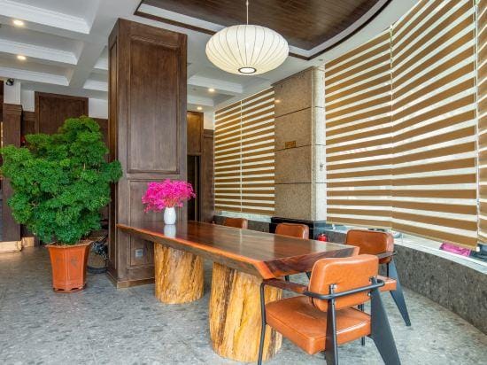 Shenglong Business Hotel Hotel in Guangzhou
