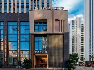 Zhuji Huayang Xinfulong Hotel Hotel in Hangzhou