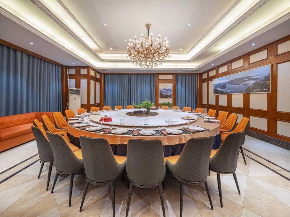 Zhuji Zhongpu Hotel (Zhuji University Town) Hotel in Hangzhou