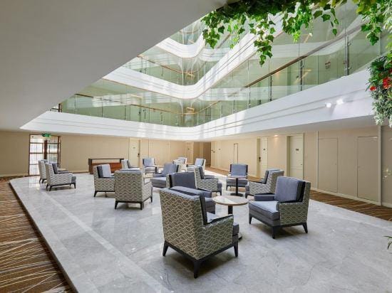 The Ming's Apartment Hotel in Guangdong