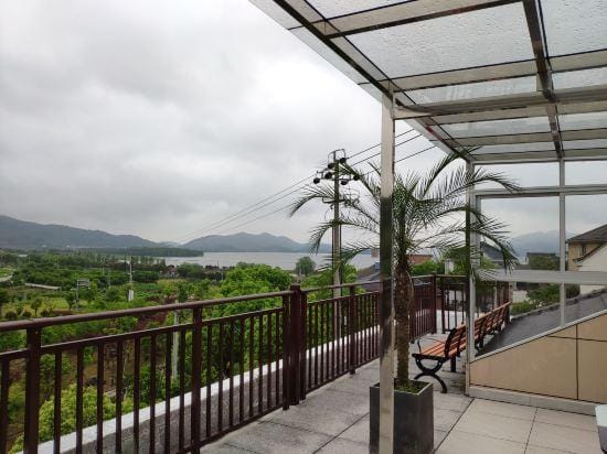 Yuyao Yijia Homestay (Yuyao Siming Lake Scenic Area) Hotel in Zhejiang