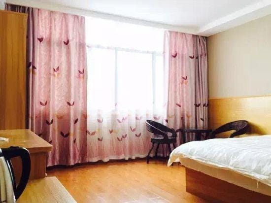 Yuyao Shanshang Renjia Farmhouse Hotel in Zhejiang