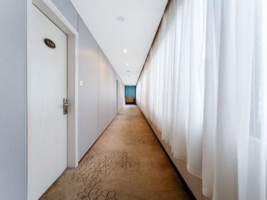 Aishangjia Business Hotel Hotel in Zhejiang