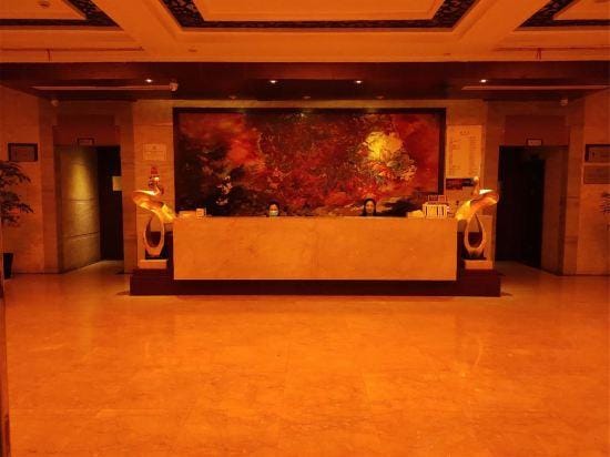 Qindao International Hotel Hotel in Zhejiang