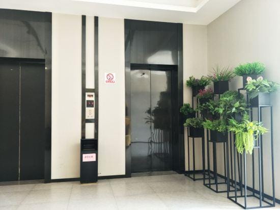 Homeinn · neo Hotel (Yuyao Wanda Plaza Siming West Road) Hotel in Zhejiang
