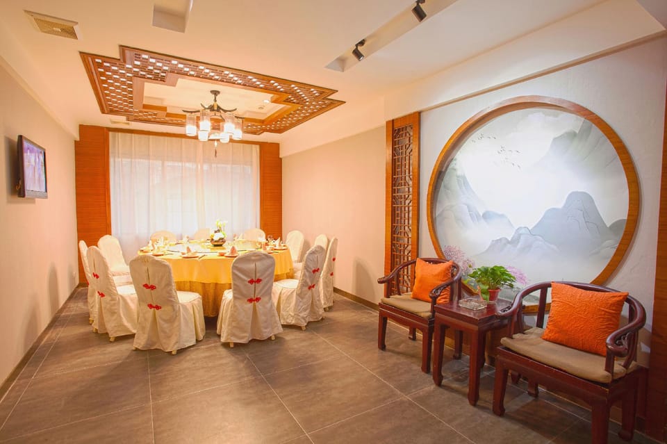 Xingtian Hotel Hotel in Hubei