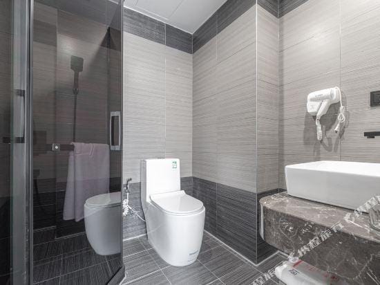Yuehai Qianxi Boyuan Hotel (Yiwu International Trade City Branch) Hotel in Hangzhou