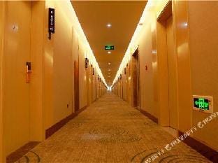 GreenTree Inn Business Hotel (Suzhou High Speed Railway Station) Hotel in Jiangsu