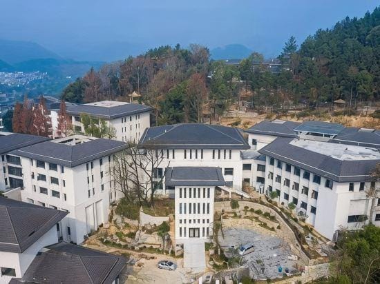 Yichun Hot Spring Worker Sanatorium Hotel in China