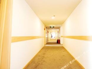 Sea friends Hotel XuZhou Railway Station Hotel in Jiangsu