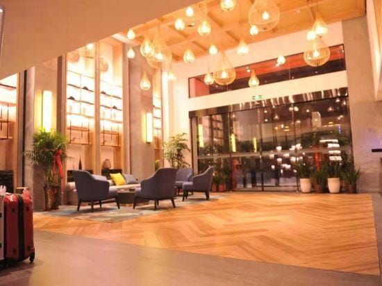 Lan Hotel Hotel in Hubei