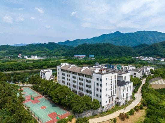 Huangshan Evert Tennis Training Center Hotel Hotel in Hangzhou