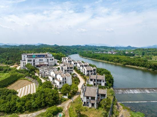 Huangshan Evert Tennis Training Center Hotel Hotel in Hangzhou