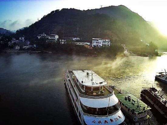 She County Shendu Town Gallery Home Homestay (Xin'anjiang Landscape Gallery Scenic Area) Hotel in Hangzhou