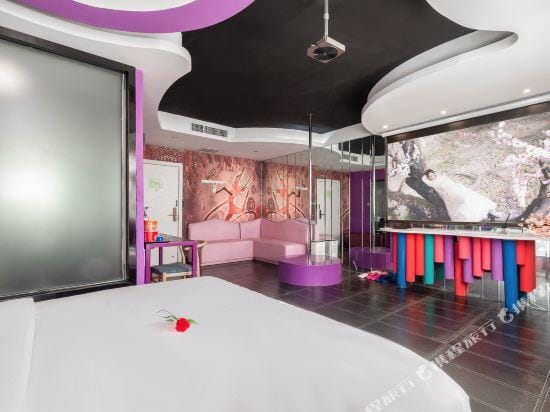 Soho Theme Hotel Hotel in China
