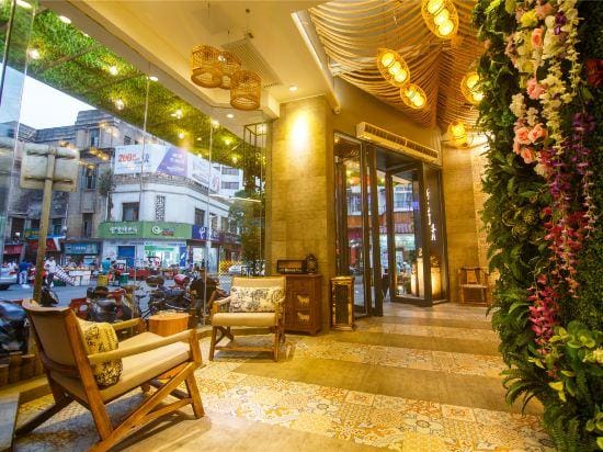 Xinyulong Inn Hotel in China