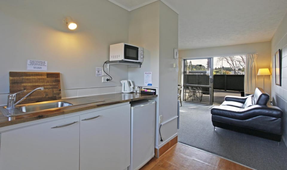 Walton Park Motor Lodge Motel in Auckland Region