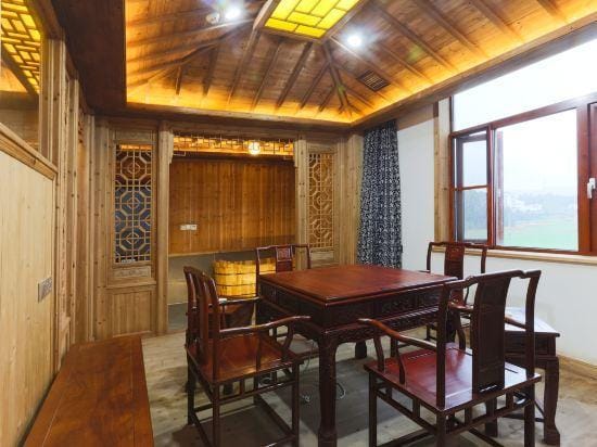 Huizhou Manor Hotel in China