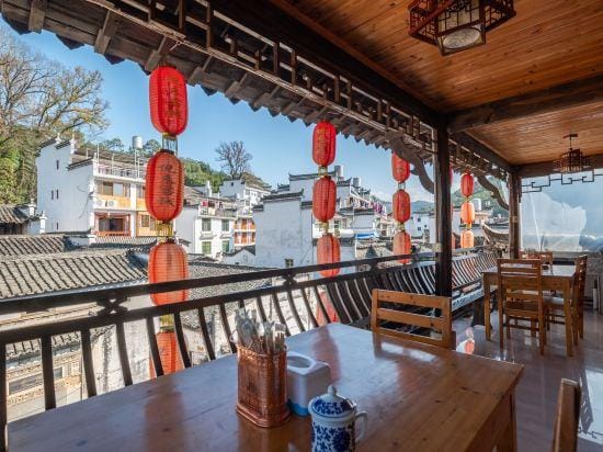 Likeng Yuelai Inn Hotel in China