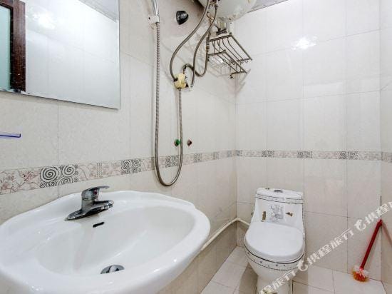 Jiangling Yaoji Inn Hotel in Zhejiang