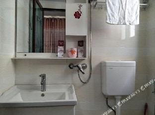 Jiangling Huafeng Inn Hotel in Zhejiang