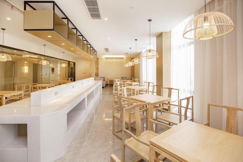 Qingmu Select Hotel (Wuhu Fangte Two, Three and Four Store) Hotel in Nanjing