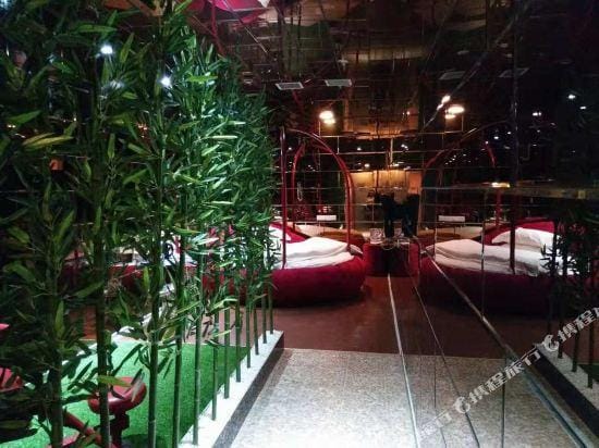 Home Inn Wuhu Ruifeng Shangbocheng Hotel in Nanjing