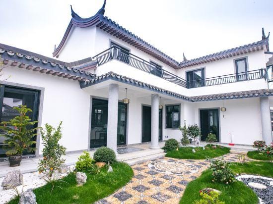 Huabohui Holiday Villa Hotel in Wuhan