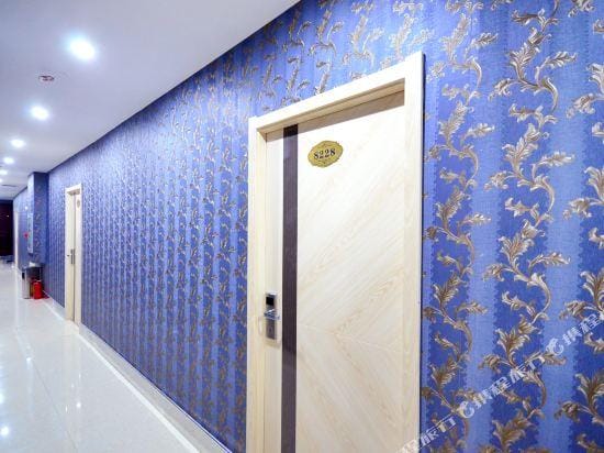 Changrui Hostel Hotel in Wuhan