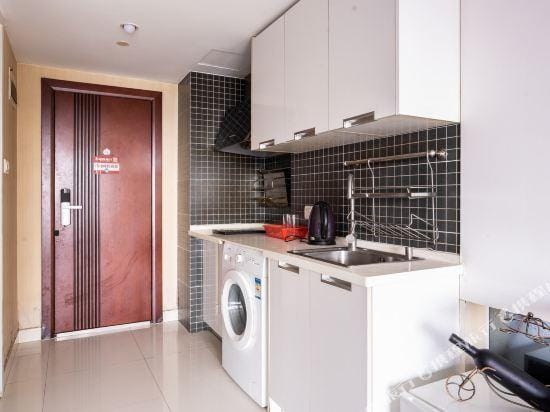 Han Palace Ginza Apartment Hotel in Wuhan